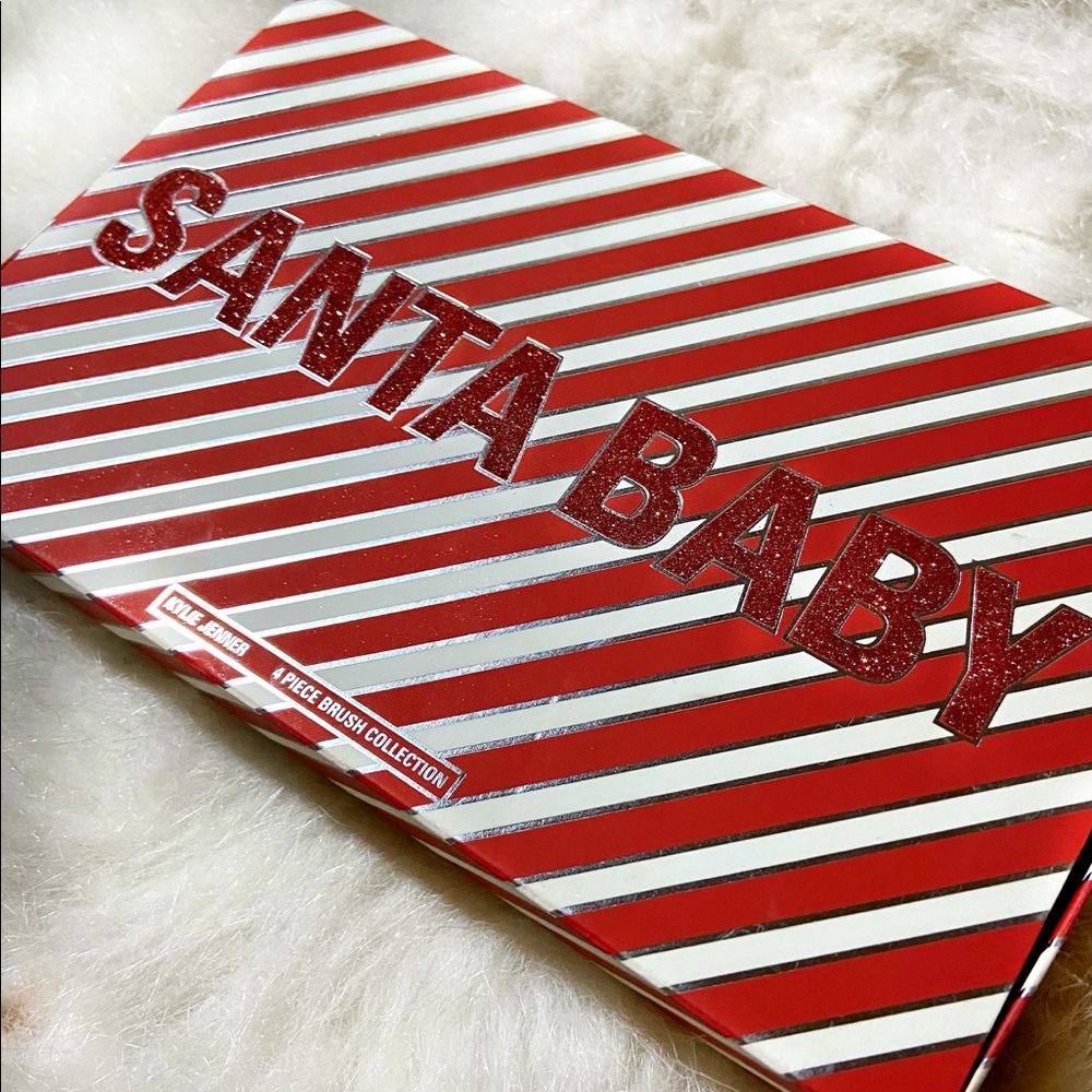 SOLD Kylie Santa Baby 2019 Brush Set NEW